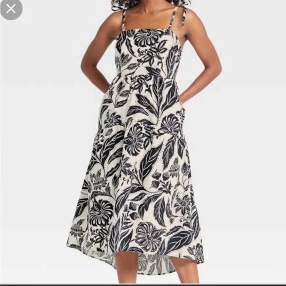Who What Wear Batik Floral Burch Midi Dress Black & White